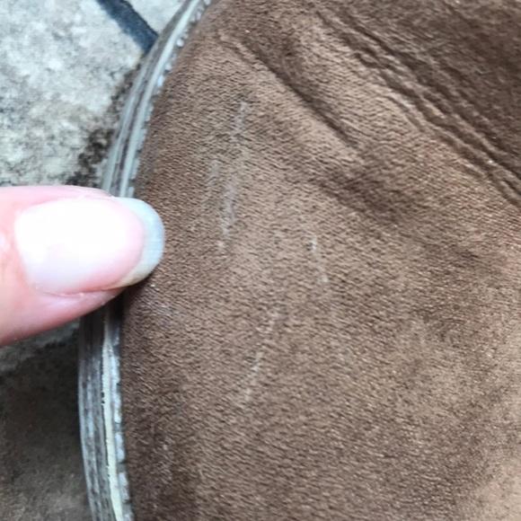 Old Navy Tan Suede-like Low Boots with Bow - Picture 12 of 12